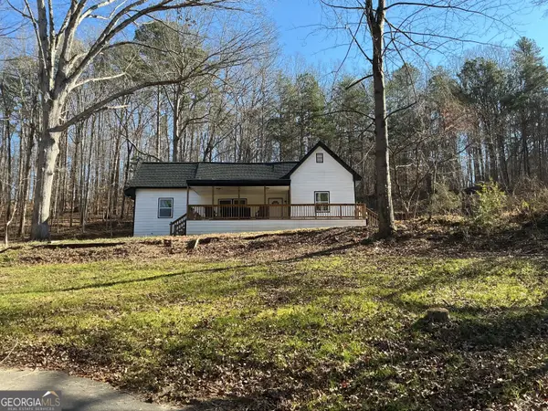 202 Henderson Falls Road, Toccoa, GA 30577