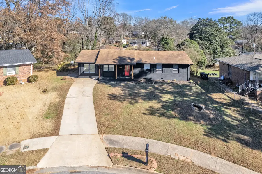 2958 Holcomb Ct, East Point, GA 30344 - Image #2