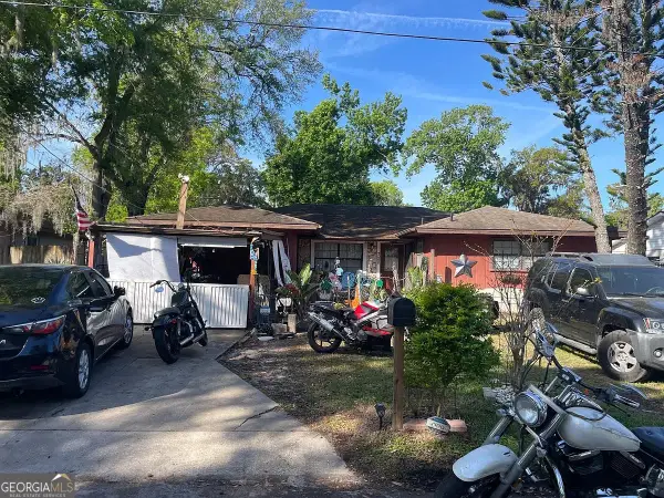 700 Grove Avenue, Holly Hill, FL 32117