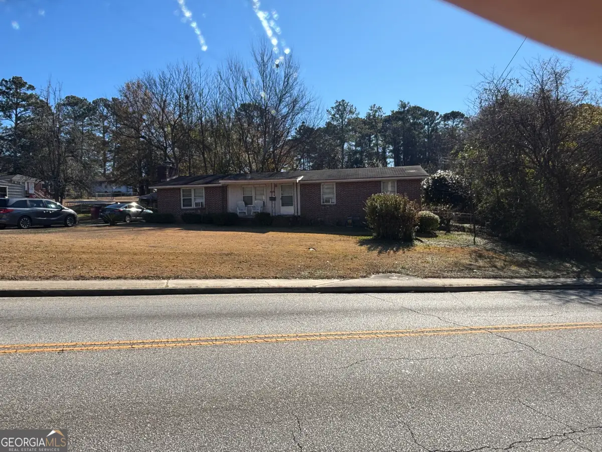 3816 Log Cabin Drive, Macon, GA 31204 - Image #1