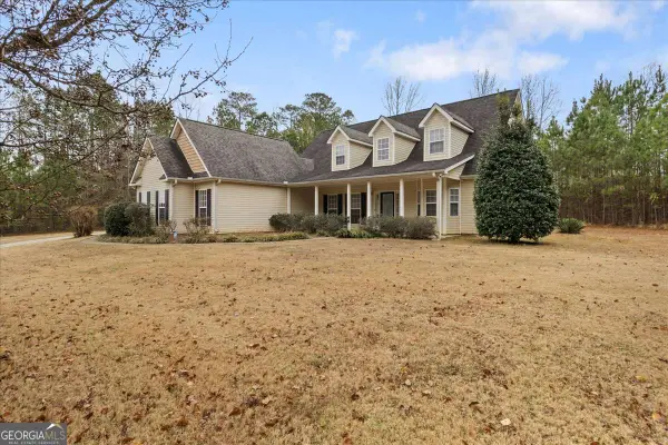 212 Hedgewood Drive, Hampton, GA 30228