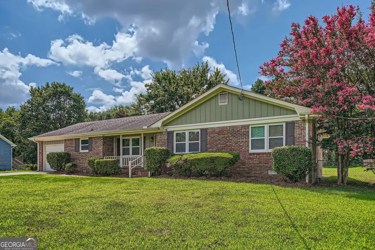 881 Jefferson Drive Sw, Conyers, GA 30094 - Image #1