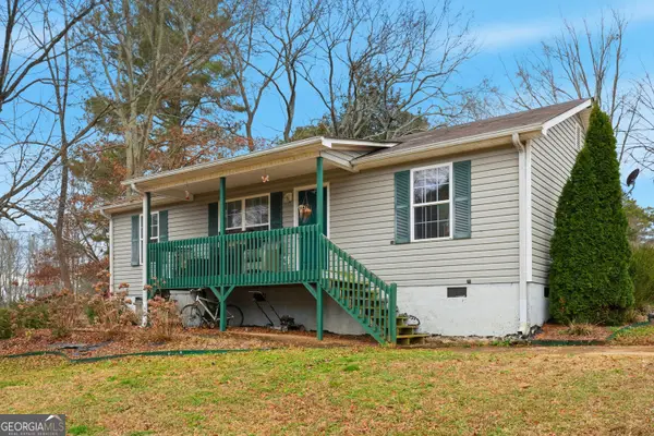 31 Debbie Lane, Dallas, GA 30132