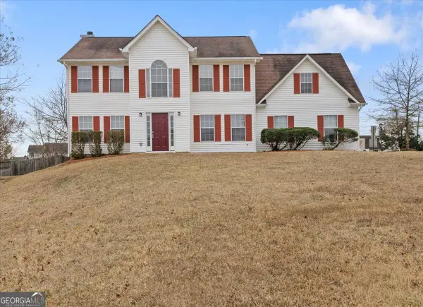 300 Carriage Lake Lane, Stockbridge, GA 30281