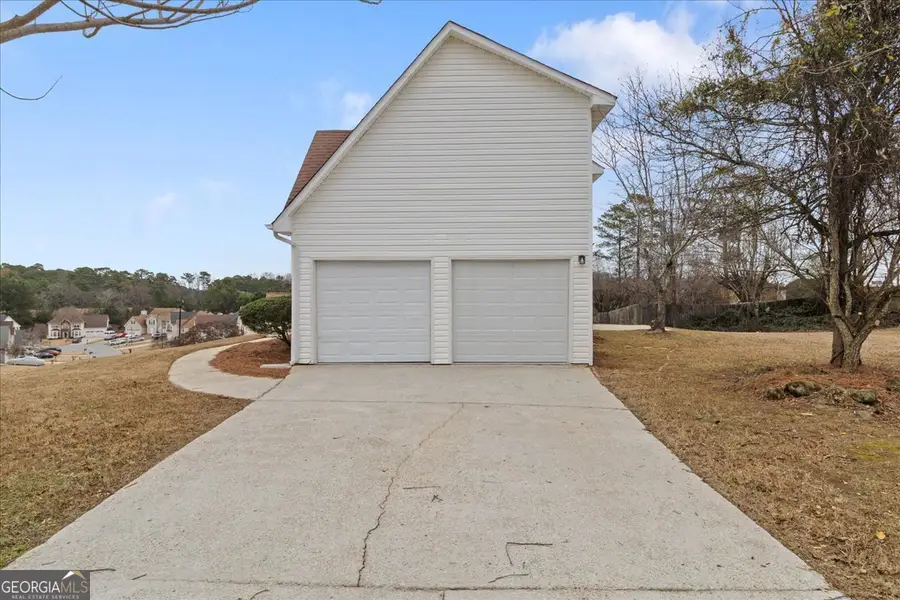 300 Carriage Lake Lane, Stockbridge, GA 30281 - Image #3