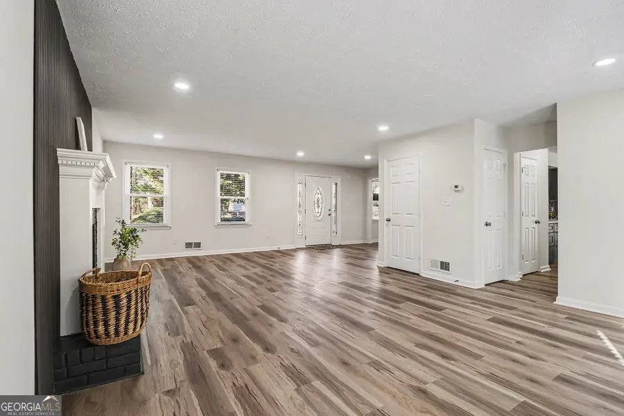 1956 Spencer Oaks Lane, Lithonia, GA 30058 - Image #3