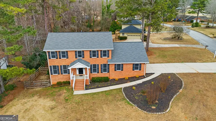 560 Clubhouse Drive Se, Conyers, GA 30094 - Image #2