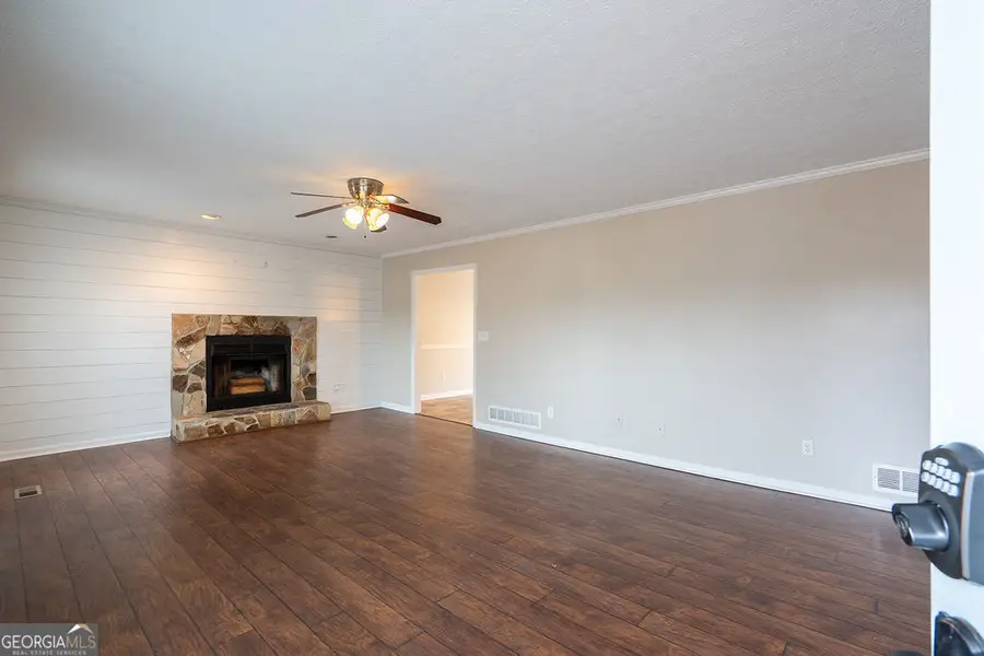 55 Clingstone Circle, Newnan, GA 30265 - Image #3