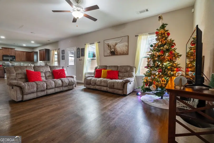 735 Walnut Creek Circle, Pendergrass, GA 30567 - Image #3