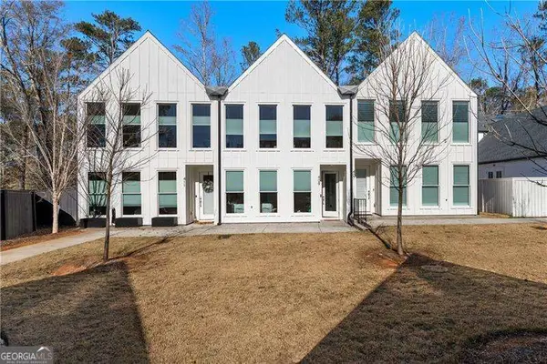 409 Burgundy Way, Woodstock, GA 30188