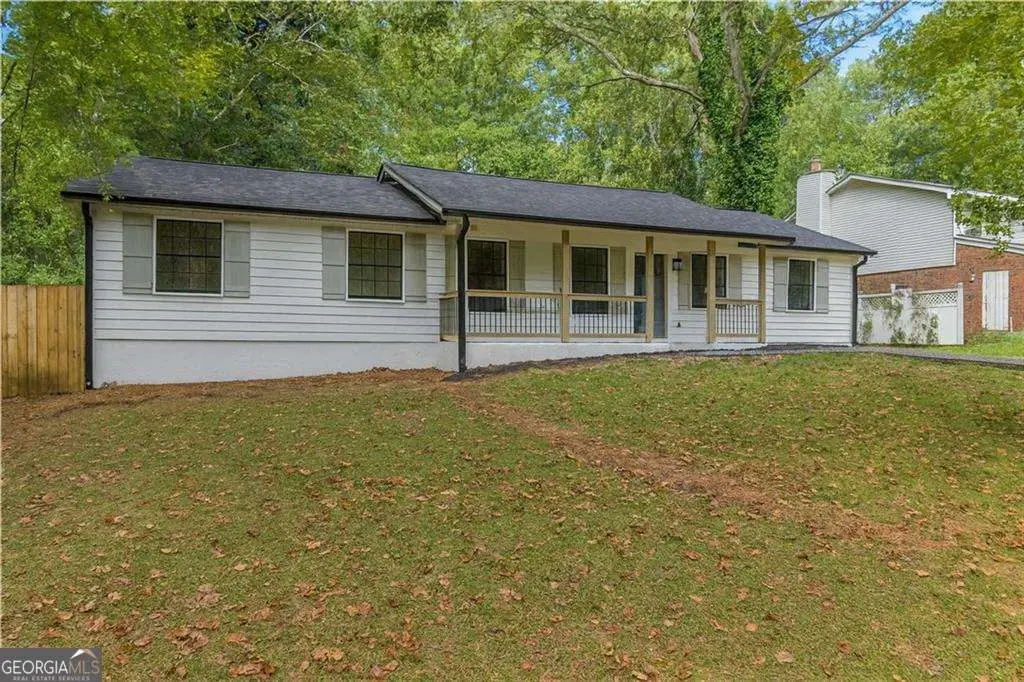 8949 Raven Drive, Jonesboro, GA 30238 - Image #1