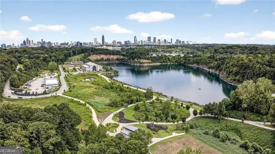 559 Woodlawn Avenue, Atlanta, GA 30318 - Image #2