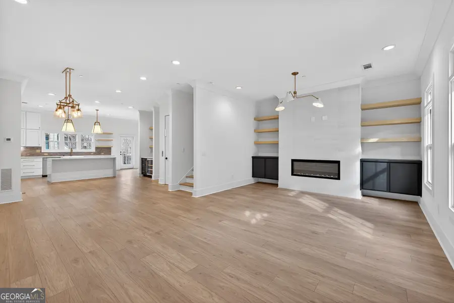 332 Sugar View Road, Sugar Hill, GA 30518 - Image #3