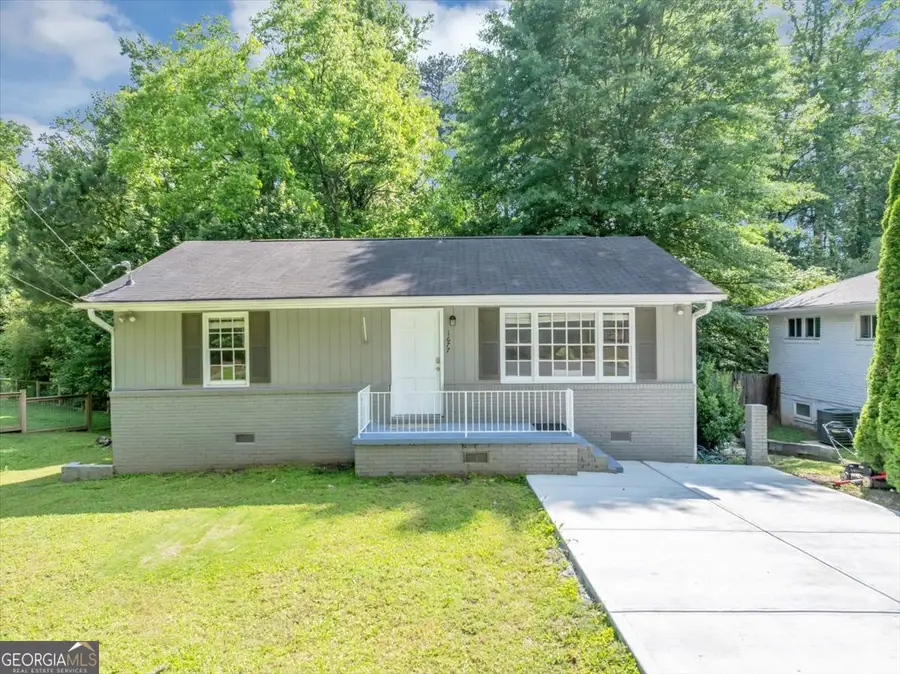 1677 Wayland Circle Ne, Brookhaven, GA 30319 - Image #2