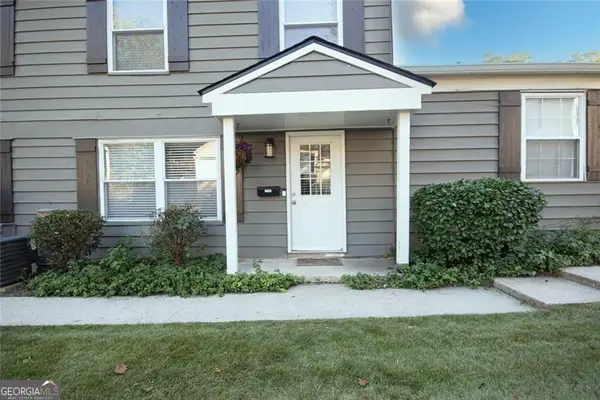 1348 Surrey Lane Sw, Marietta, GA 30008