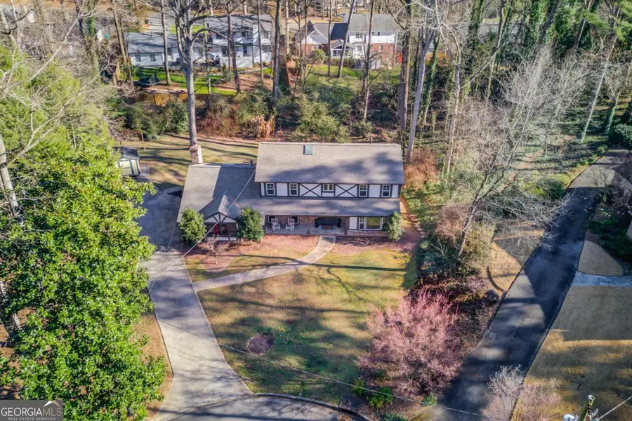 200 Spalding Circle Ne, Sandy Springs, GA 30328 - Image #2
