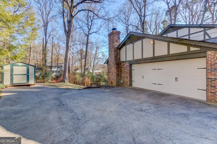 200 Spalding Circle Ne, Sandy Springs, GA 30328 - Image #3
