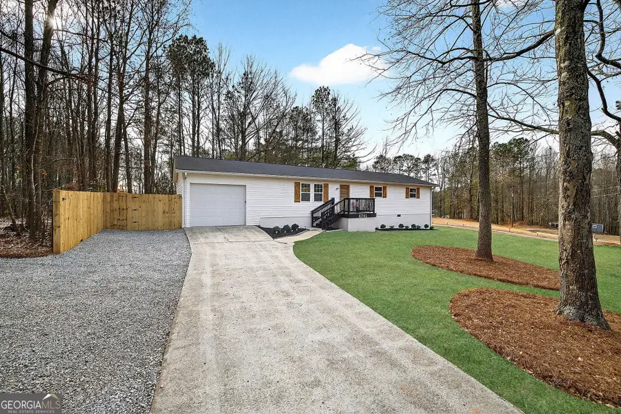 6293 Silver Creek Lane, Mableton, GA 30168 - Image #2