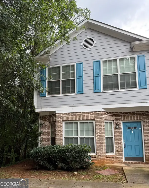 2502 Walden Lake Drive, Decatur, GA 30035