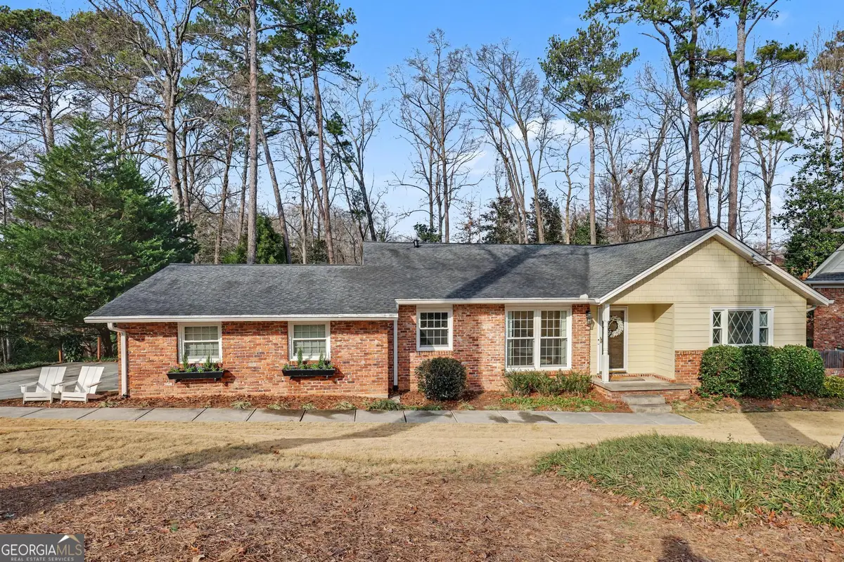 6690 Castleton Drive Nw, Atlanta, GA 30328 - Image #1