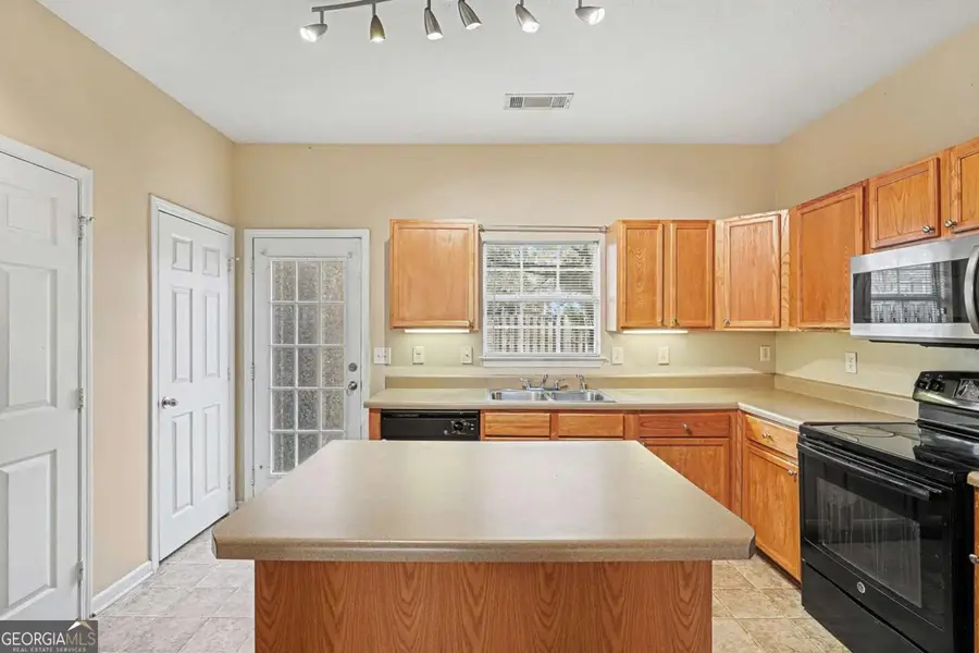 2161 Del Lago Circle Nw, Kennesaw, GA 30152 - Image #3