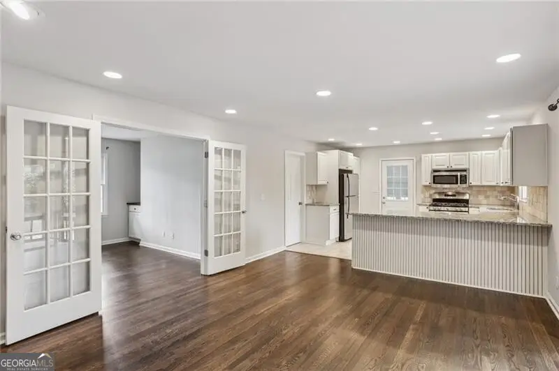 368 Windsor Drive Sw, Marietta, GA 30064 - Image #3