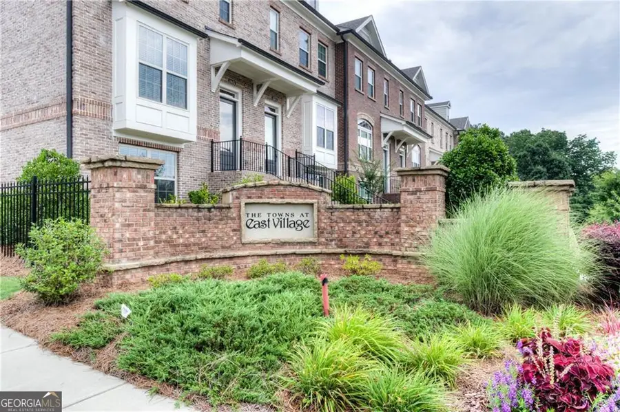 1002 Township Square, Alpharetta, GA 30022 - Image #2