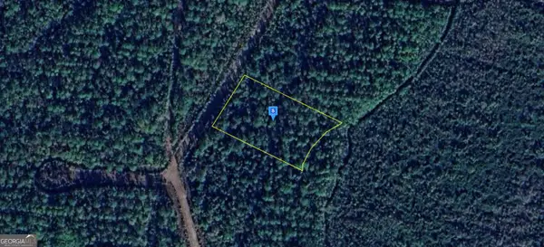 1053 Kings Bay Road, Waynesville, GA 31566