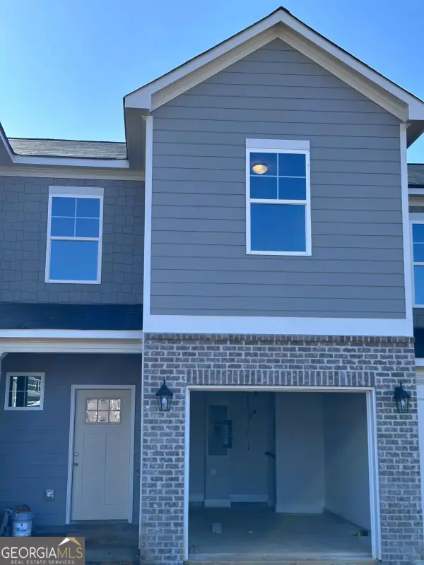 151 Chastain Dr, Cartersville, GA 30120