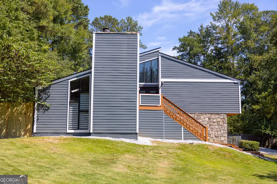 4053 Spalding Hollow, Peachtree Corners, GA 30092 - Image #2