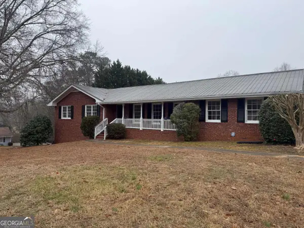 421 N 5th Avenue, Winder, GA 30680