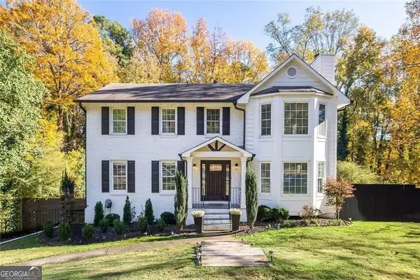 10905 Shallowford Road, Roswell, GA 30075