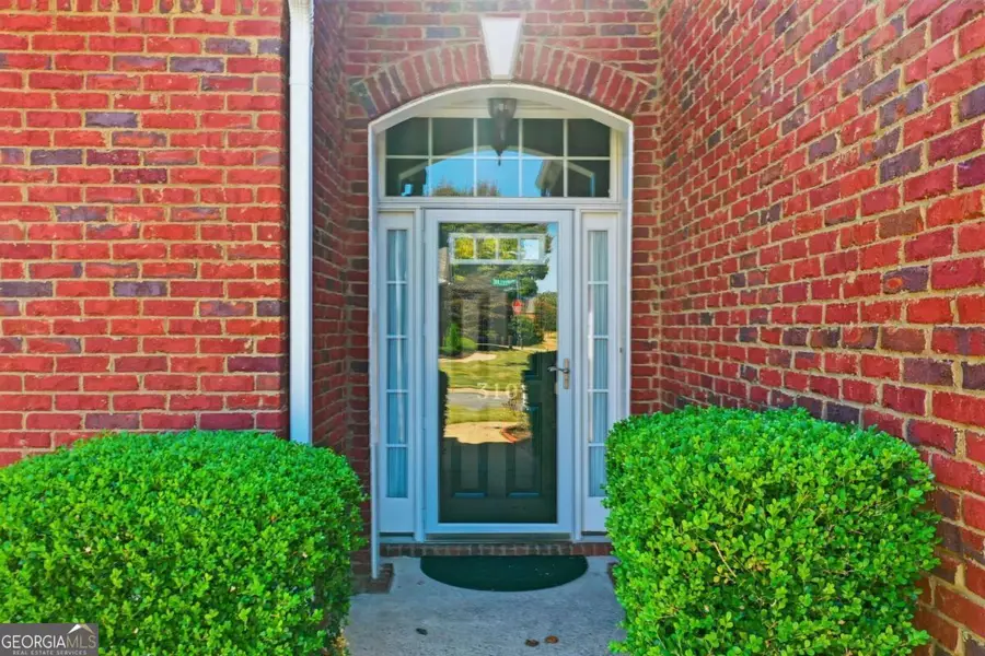 310 Lauren Lane, Woodstock, GA 30188 - Image #2