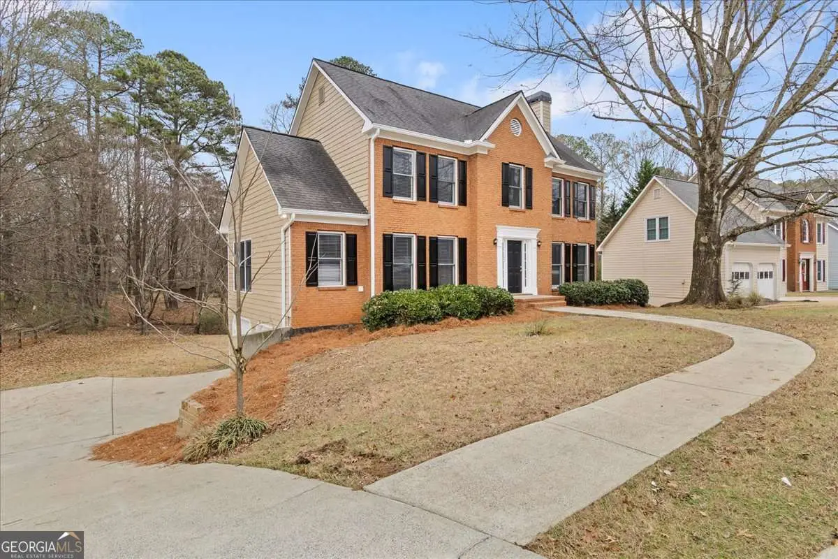 2096 Glenellen Drive Nw, Kennesaw, GA 30152 - Image #1