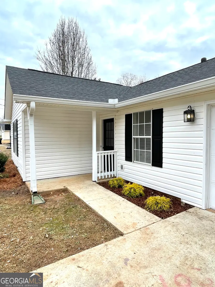 34 Canterbury Drive, Grantville, GA 30220 - Image #2