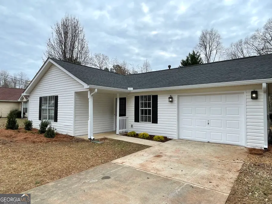34 Canterbury Drive, Grantville, GA 30220 - Image #3