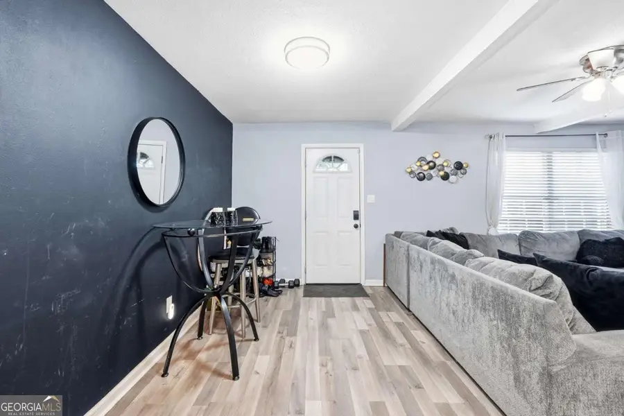 754 Garden View Drive, Stone Mountain, GA 30083 - Image #3