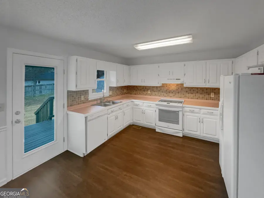 100 Oakridge Drive Se, Cartersville, GA 30121 - Image #2