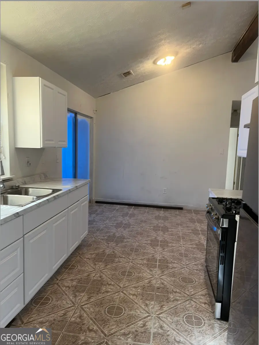 92 Oriole Drive, Jonesboro, GA 30238 - Image #3