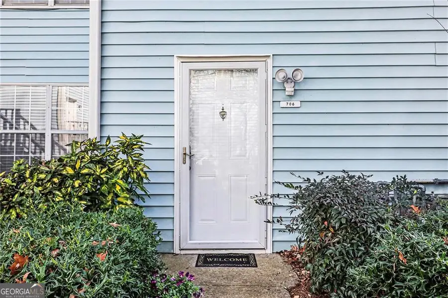 706 Glenleaf Drive, Peachtree Corners, GA 30092 - Image #2