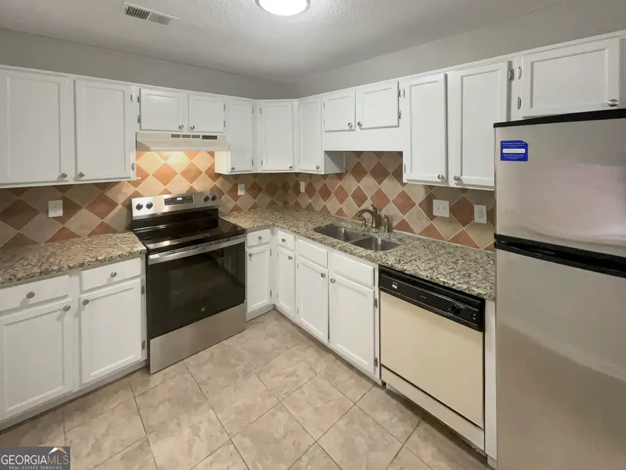 682 Coventry Township Lane, Marietta, GA 30062 - Image #2