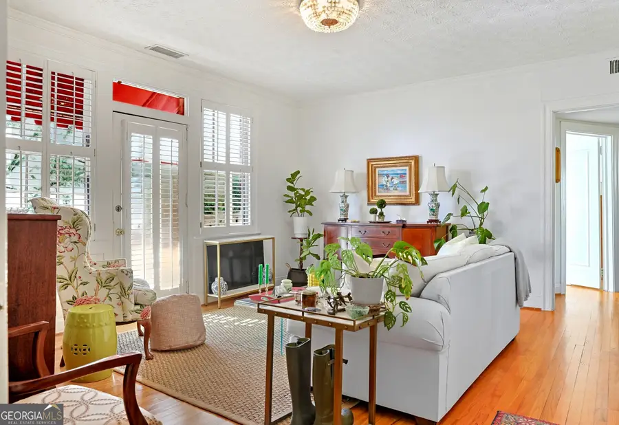 2230 Peachtree Road Nw #A6, Atlanta, GA 30309 - Image #2