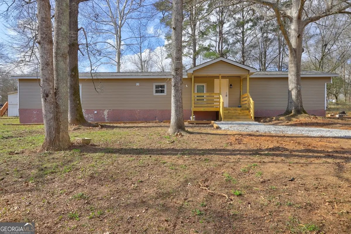 144 Skyland Drive E, Locust Grove, GA 30248 - Image #1