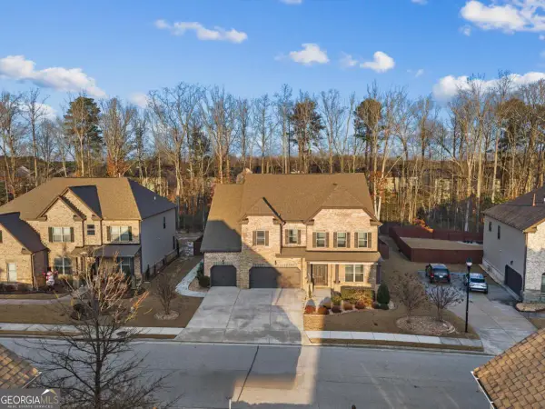 2724 Oak Grove Road, Loganville, GA 30052