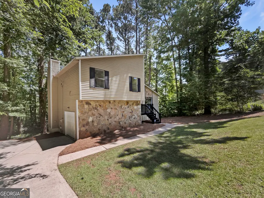 3924 Chimney Ridge Court, Ellenwood, GA 30294 - Image #2