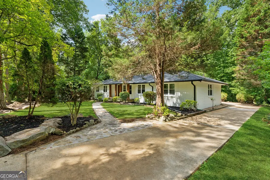 459 Thackeray Place Sw, Atlanta, GA 30311 - Image #2