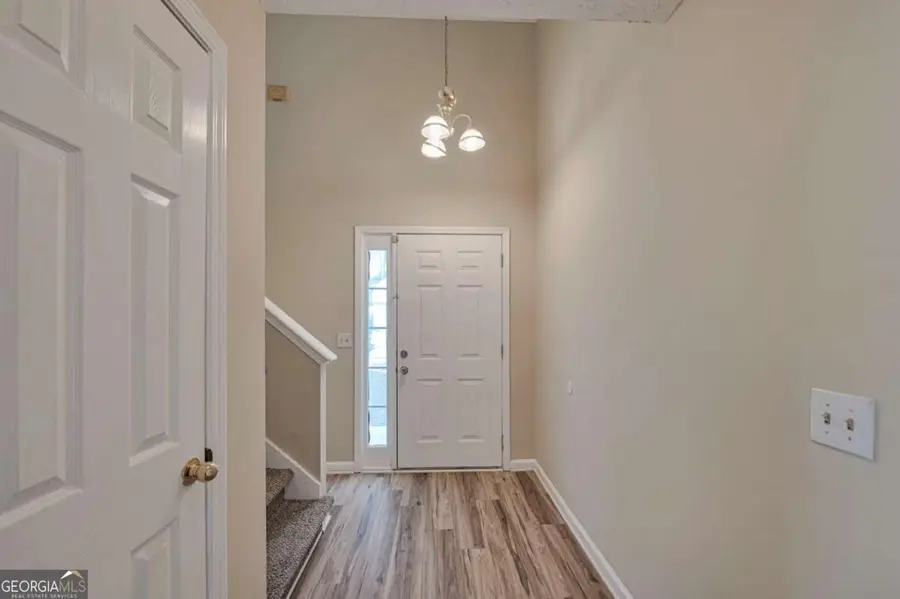 8239 Valley Bluff, Riverdale, GA 30274 - Image #3