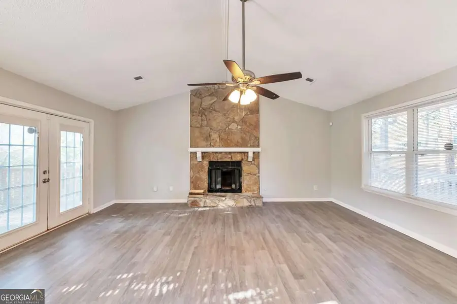 1012 Mainstreet Lake Drive, Stone Mountain, GA 30088 - Image #3