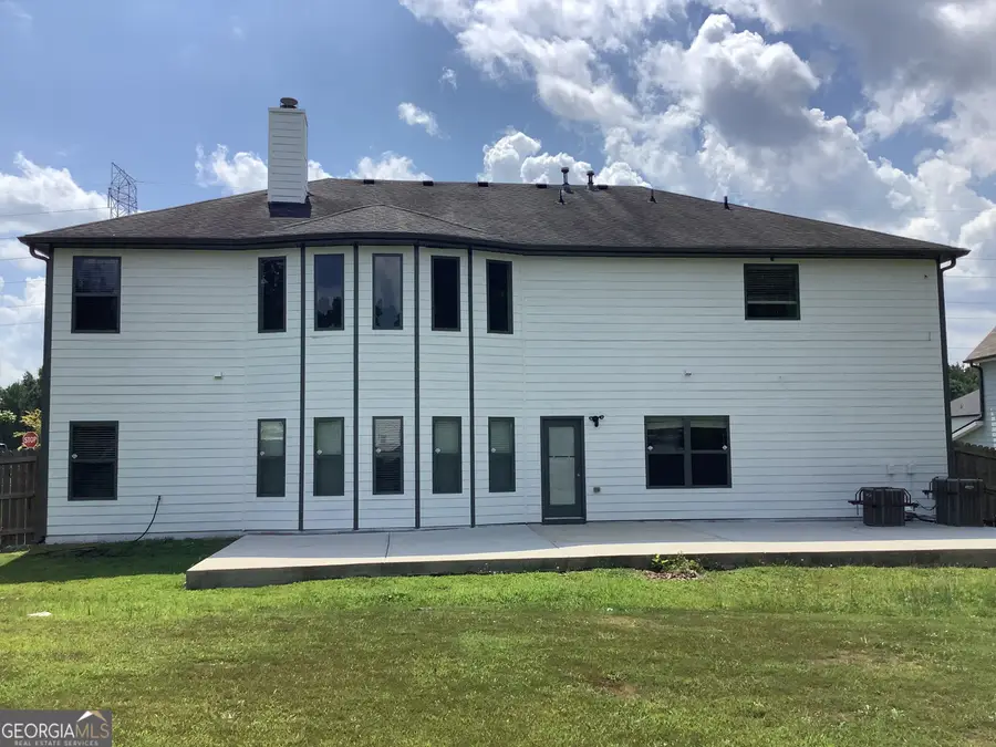 4001 Riverchess Drive Sw, Atlanta, GA 30331 - Image #3