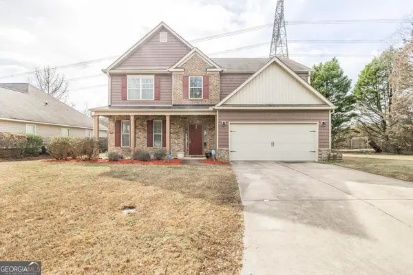 100 Meadows Walk Drive, Byron, GA 31008